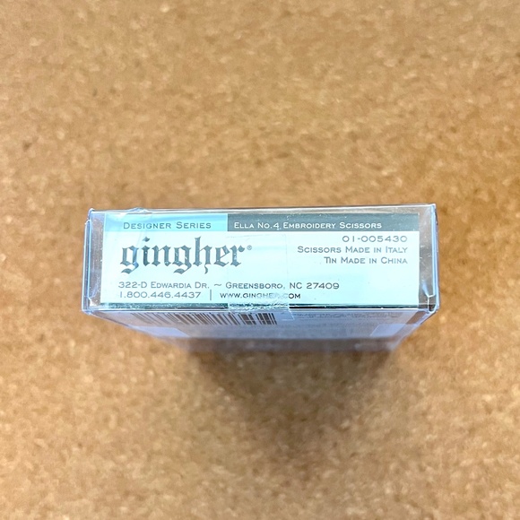 Gingher Designer βEllaβ 4β Embroidery Scissors β Limited Edition, NIB - Picture 3 of 3